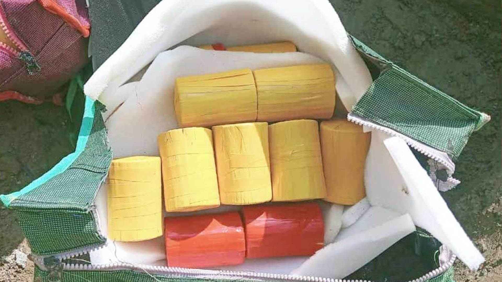 গাবতলীতে আরও ৩৯টি ককটেল উদ্ধার, নিষ্ক্রিয় করলো সেনাবাহিনী